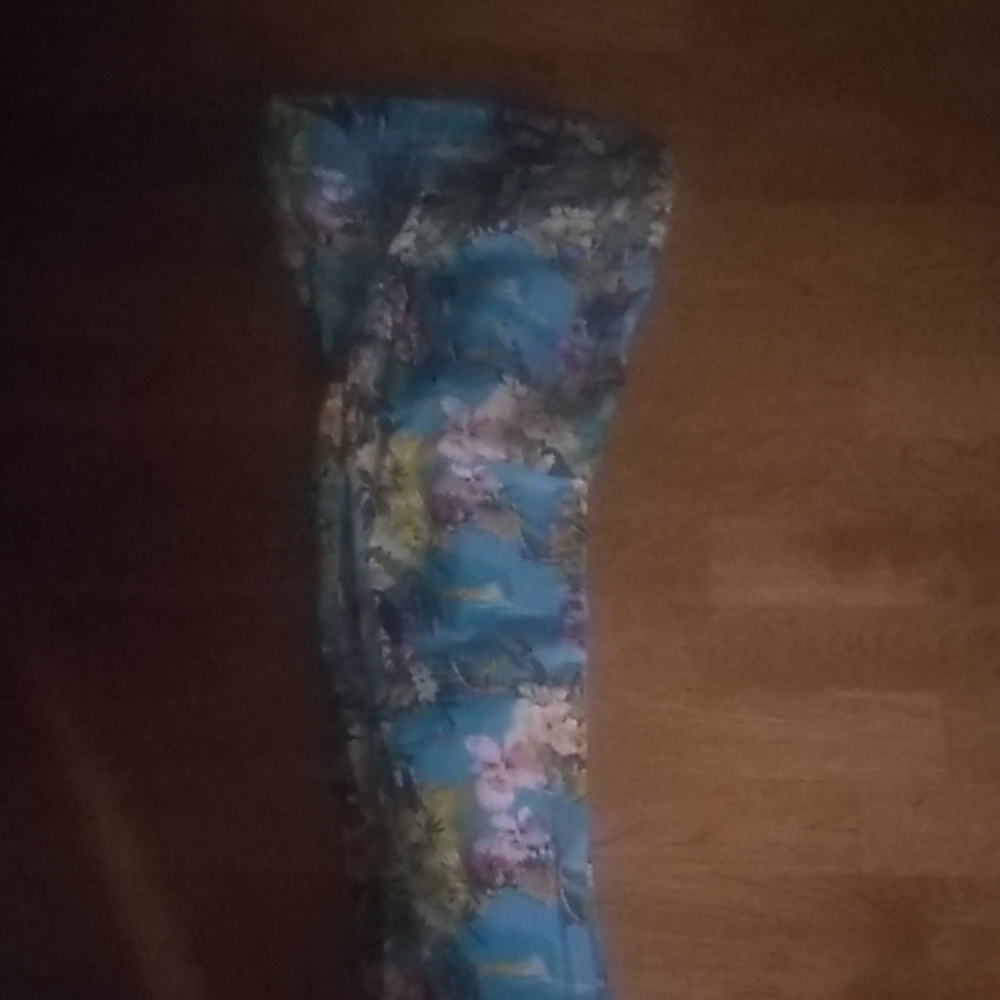 practically new women's pants
